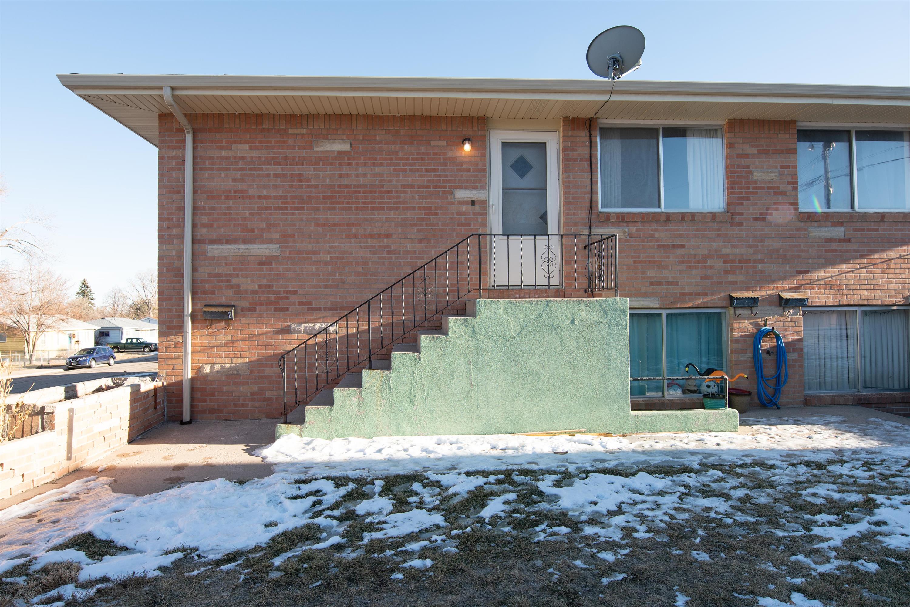 1749 Oxford Drive - 2